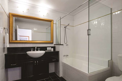 Adina Apartment Hotel Anzac Square - Australia Accommodation 6