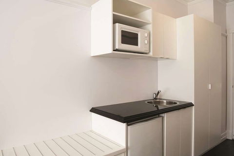Adina Apartment Hotel Anzac Square - Australia Accommodation 13