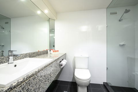 Hotel Grand Chancellor Adelaide - Australia Accommodation 2