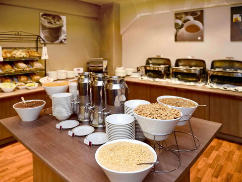 Mercure Grosvenor Hotel Adelaide - Australia Accommodation 12
