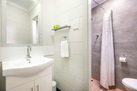 Nightcap at Hendon Hotel - Australia Accommodation 2