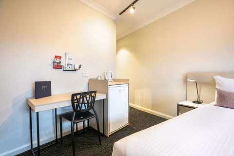 Nightcap at Hendon Hotel - Australia Accommodation 3