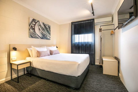 Nightcap at Hendon Hotel - Australia Accommodation 6