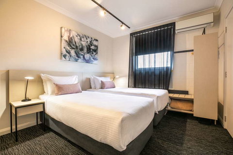 Nightcap at Hendon Hotel - Australia Accommodation 7