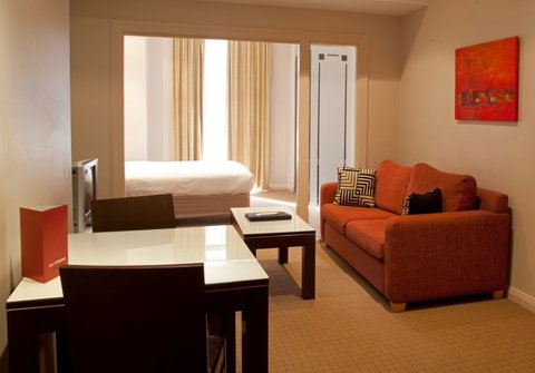 Quality Apartments Adelaide Central - Australia Accommodation 1