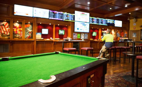 Nightcap at Findon Hotel - Australia Accommodation 9