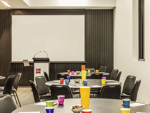 Ibis Adelaide - Australia Accommodation 9
