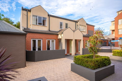 Aligned Corporate Residences Kew - Australia Accommodation 13