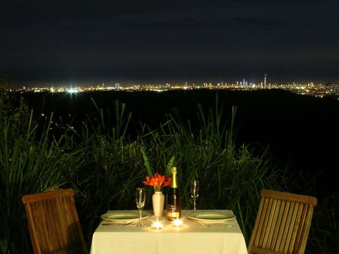 Mountain Edge Studios - Australia Accommodation 0