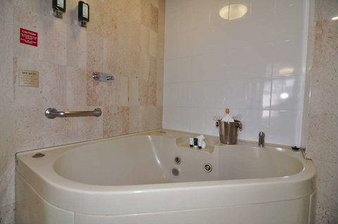 Pavilion on Northbourne - Australia Accommodation 15