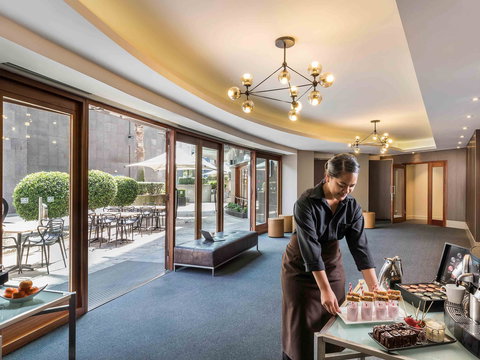 Quay West Suites Melbourne - Australia Accommodation 9