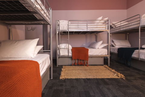 United Backpackers - Australia Accommodation 6