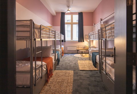 United Backpackers - Australia Accommodation 11