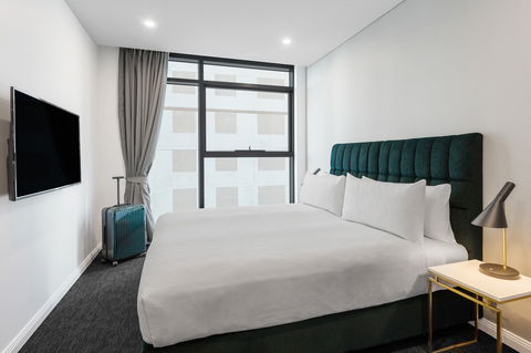 Meriton Suites Sussex Street, Sydney - Australia Accommodation 3