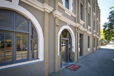 The Vulcan Hotel - Australia Accommodation 1