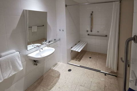 APX Apartments Darling Harbour - Australia Accommodation 6