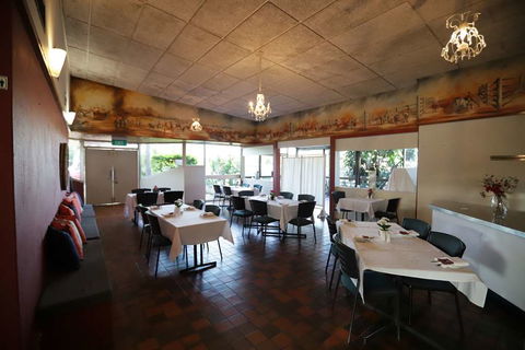 Emerald Central Hotel - Australia Accommodation 3