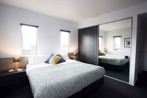 Tyrian Serviced Apartments - Australia Accommodation 1