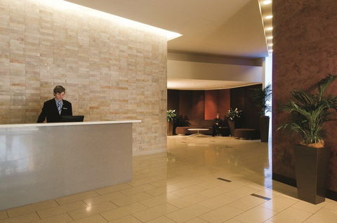 Oaks Casino Towers - Australia Accommodation 1