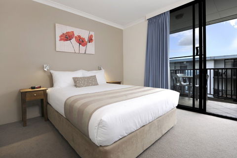 Assured Waterside Apartments - Australia Accommodation 1