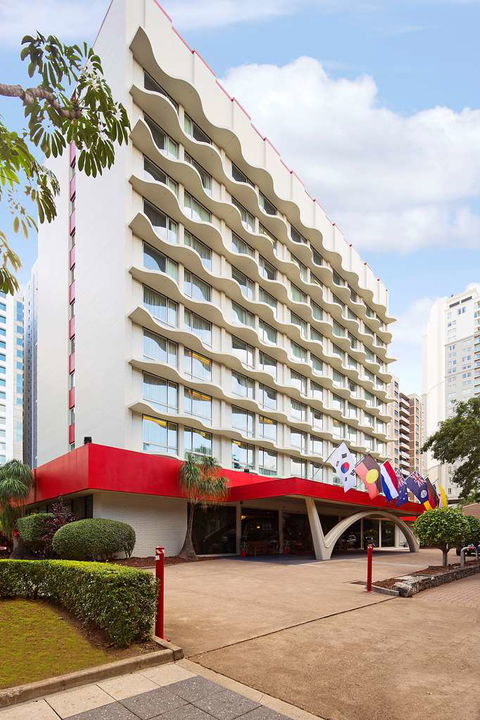 Royal On The Park - Australia Accommodation 0