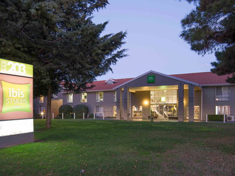 Ibis Styles Canberra - Australia Accommodation 1