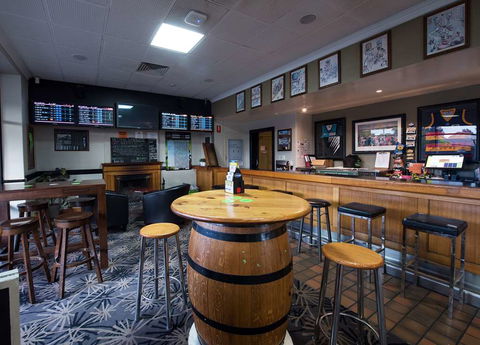 Nightcap Rose & Crown Hotel - Australia Accommodation 2