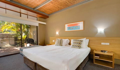 Nautilus Beachfront Villas & Spa - Australia Accommodation 1