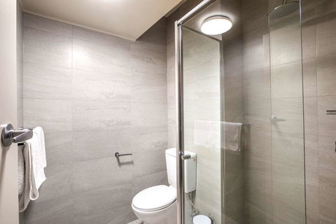 Nightcap At Manhattan Hotel - Australia Accommodation 1