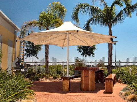 Majestic Oasis Apartments - Australia Accommodation 1