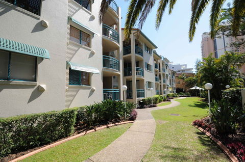 Aruba Beach Resort - Australia Accommodation 0