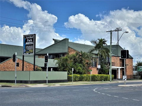 Archer Park Motel - Australia Accommodation 0