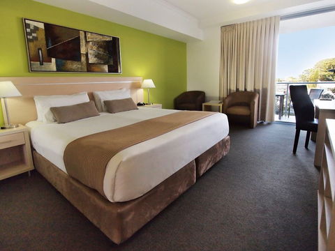 Oaks Gateway On Palmer - Australia Accommodation 2