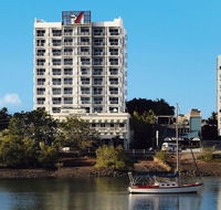 Oaks Metropole Hotel - Australia Accommodation