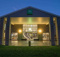 Ibis Styles Canberra - Australia Accommodation