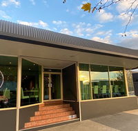 Ashton Townhouse Motel  Suites Tumut - Australia Accommodation