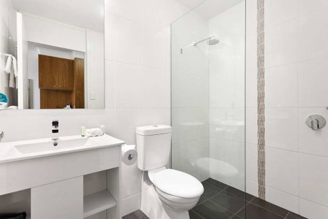 Quality Hotel Bayside Geelong - Australia Accommodation 7