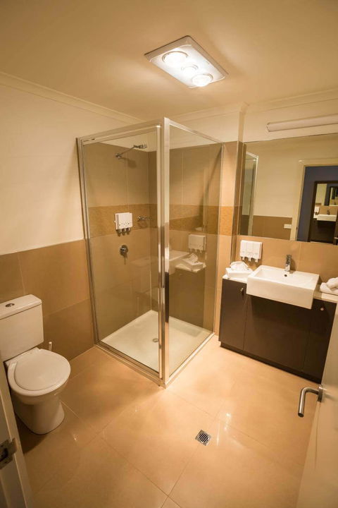 Bairnsdale International - Australia Accommodation 3