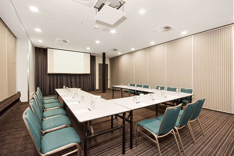 Quality Hotel Lighthouse - Australia Accommodation 13