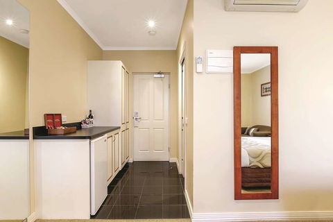 Lake Inn Ballarat - Australia Accommodation 6