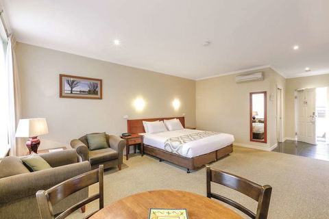 Lake Inn Ballarat - Australia Accommodation 14