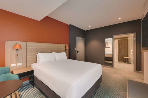 Travelodge Hurstville Sydney - Australia Accommodation 7