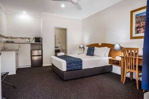 Karratha Central Apartments - Australia Accommodation 9
