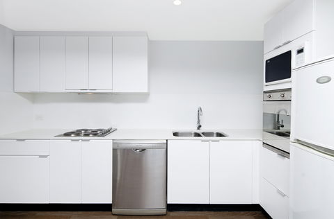 Astra Apartments The Griffin - Australia Accommodation 8