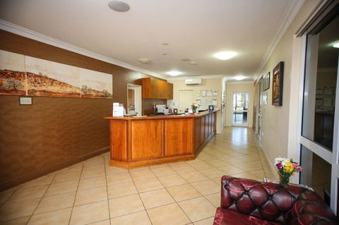Roma Explorers Inn - Australia Accommodation 1