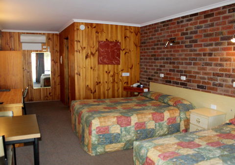 Riverland Motel - Australia Accommodation 1