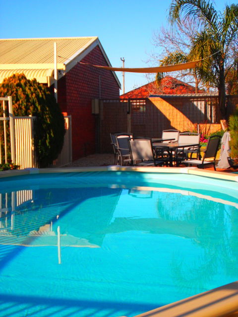 Riverland Motel - Australia Accommodation 2