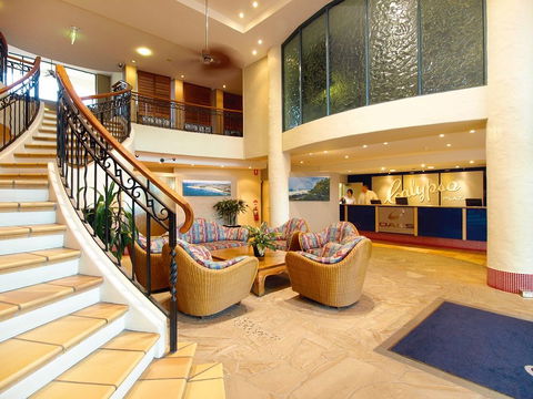 Oaks Calypso Plaza Resort - Australia Accommodation 1