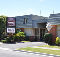Sunrise Motor Inn - Australia Accommodation