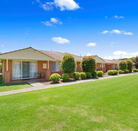 Comfort Inn  Suites King Avenue - Australia Accommodation